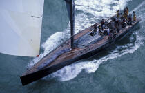 Le maxi monocoque, Stealth. © Philip Plisson / Plisson La Trinité / AA05569 - Photo Galleries - Sailing Race