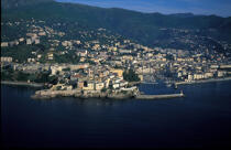 Bastia. © Philip Plisson / Plisson La Trinité / AA05612 - Nos reportages photos - Digue
