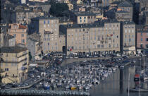 Le vieux port de Bastia. © Philip Plisson / Plisson La Trinité / AA05615 - Photo Galleries - Dike