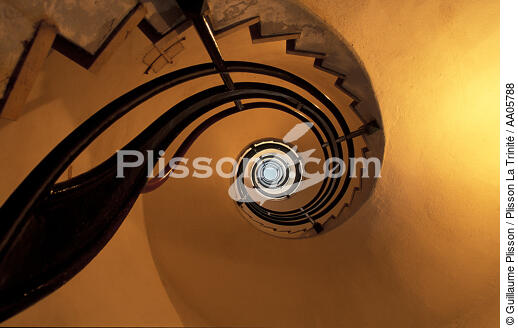 L'escalier du phare de l'île d'Yeu. - © Guillaume Plisson / Plisson La Trinité / AA05788 - Photo Galleries - Lighthouse [85]