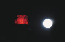 Le phare du Cap Ferret sous la lune. © Philip Plisson / Plisson La Trinité / AA05804 - Photo Galleries - Moon