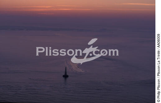 Le roi des phares, Cordouan dans l'embouchure de la Gironde. - © Philip Plisson / Plisson La Trinité / AA06009 - Nos reportages photos - Cordouan