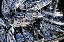 Le port des Minimes à la Rochelle, après la tempête de 1999. © Philip Plisson / Plisson La Trinité / AA06014 - Photo Galleries - La Rochelle