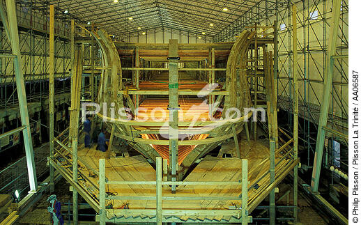 The Hermione under construction. - © Philip Plisson / Plisson La Trinité / AA06587 - Photo Galleries - Boat and shipbuilding