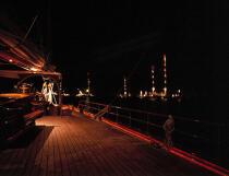 De nuit sur le pont de Shenandoah. © Philip Plisson / Plisson La Trinité / AA06640 - Nos reportages photos - Pont [d'un bateau]