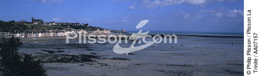 Cancale à marée basse. - © Philip Plisson / Plisson La Trinité / AA07157 - Photo Galleries - Low tide