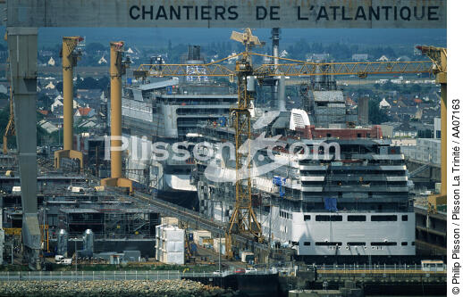 Les Chantiers de l'Atlantique. - © Philip Plisson / Plisson La Trinité / AA07163 - Photo Galleries - Boat and shipbuilding