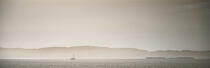 Seul en mer. © Philip Plisson / Plisson La Trinité / AA07209 - Nos reportages photos - Panoramique horizontal