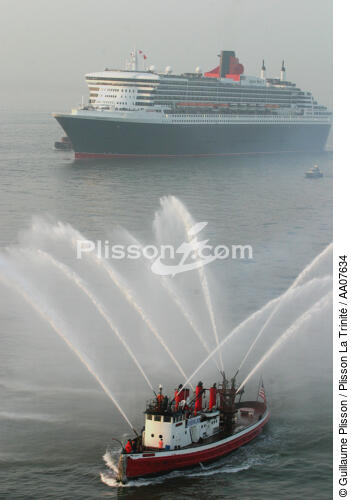 Arrivée du Queen Mary II à New-York. - © Guillaume Plisson / Plisson La Trinité / AA07634 - Nos reportages photos - Aube