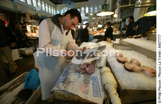 Scène de marché à Athènes. - © Philip Plisson / Plisson La Trinité / AA07777 - Nos reportages photos - Portrait