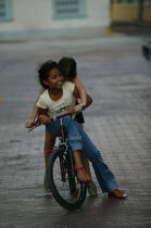 Enfants à Panama City. © Philip Plisson / Plisson La Trinité / AA07966 - Nos reportages photos - Portrait