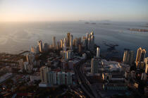 Panama City. © Philip Plisson / Plisson La Trinité / AA08007 - Nos reportages photos - Gratte-ciel