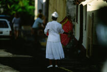 Sortie de messe à la Martinique. © Philip Plisson / Plisson La Trinité / AA08501 - Photo Galleries - Martinique [The]