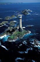 Le phare de Longships en Angleterre. © Philip Plisson / Plisson La Trinité / AA08596 - Photo Galleries - Cornwall