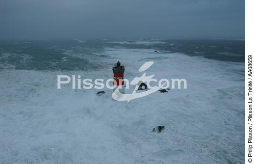 Gros temps sur la mer d'iroise. - © Philip Plisson / Plisson La Trinité / AA08659 - Photo Galleries - Iroise Sea [The]