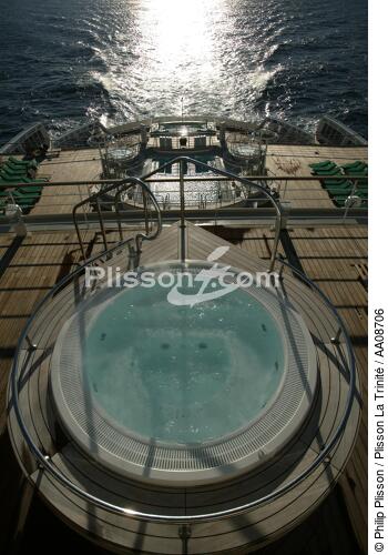 A bord du Queen Mary II. - © Philip Plisson / Plisson La Trinité / AA08706 - Nos reportages photos - La Grande Croisière