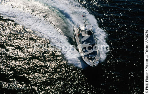 Vedette des Affaires Maritimes. - © Philip Plisson / Plisson La Trinité / AA08750 - Photo Galleries - Speedboat