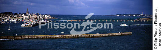 Roscoff à marée haute. - © Philip Plisson / Plisson La Trinité / AA08849 - Nos reportages photos - Jetée