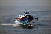 Hydrofoil en Grèce. © Philip Plisson / Plisson La Trinité / AA08999 - Nos reportages photos - Transport maritime