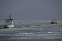 Brise-glace en Mer Baltique. © Philip Plisson / Plisson La Trinité / AA09084 - Photo Galleries - Finland