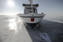 Icebreaker in the Baltic Sea. © Philip Plisson / Plisson La Trinité / AA09087 - Photo Galleries - Finland