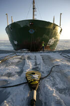 Brise-glace en Mer Baltique. © Philip Plisson / Plisson La Trinité / AA09093 - Nos reportages photos - Brise-glace
