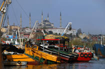 Bateau de pêche à Istambul. © Philip Plisson / Plisson La Trinité / AA09324 - Nos reportages photos - Turquie