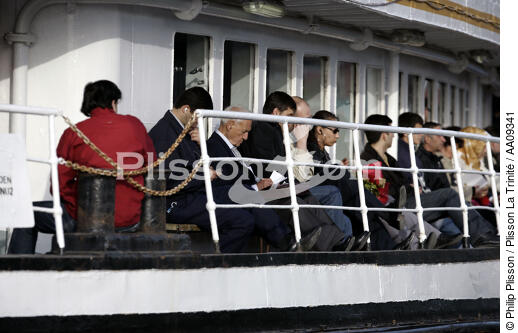 Ferry ou "Vapur" sur le Bosphore. - © Philip Plisson / Plisson La Trinité / AA09341 - Nos reportages photos - Turquie
