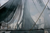 Fishing nets on the harbour of Istanbul. © Philip Plisson / Plisson La Trinité / AA09394 - Photo Galleries - Turkey