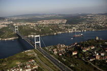 Trafic sur le Bosphore. © Philip Plisson / Plisson La Trinité / AA09447 - Nos reportages photos - Istanbul