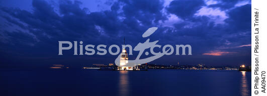 Le Bosphore la nuit. - © Philip Plisson / Plisson La Trinité / AA09470 - Photo Galleries - Turkey