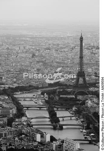 Paris. - © Guillaume Plisson / Plisson La Trinité / AA09594 - Nos reportages photos - Immeuble
