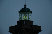 Le phare de Chausey. © Philip Plisson / Plisson La Trinité / AA09928 - Nos reportages photos - Nuit