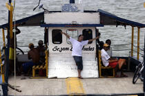 Transport maritime brésilien. © Philip Plisson / Plisson La Trinité / AA10130 - Nos reportages photos - Sport non nautique