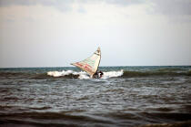 Fishing vessel in Caponga. © Philip Plisson / Plisson La Trinité / AA10263 - Photo Galleries - Man