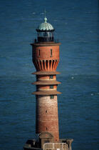 Lighthouse of St pol in Dunkerque. © Philip Plisson / Plisson La Trinité / AA10300 - Photo Galleries - Harbour light