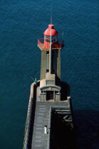 Lighthouse of Fécamp. © Philip Plisson / Plisson La Trinité / AA10303 - Photo Galleries - Breakwater