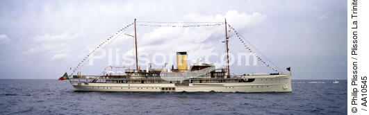 SS Delphine - Classic Week 2005. - © Philip Plisson / Plisson La Trinité / AA10545 - Nos reportages photos - Monaco Classic Week 2011
