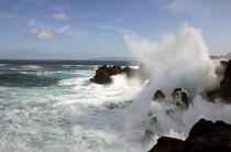 Côte de l' île Pico aux Açores. © Philip Plisson / Plisson La Trinité / AA10662 - Nos reportages photos - Rocher