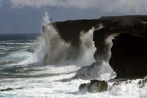 Wild coast of Pico island in the Azores. © Philip Plisson / Plisson La Trinité / AA10667 - Photo Galleries - Foaming