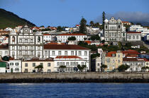 La ville d' Horta aux Açores. © Philip Plisson / Plisson La Trinité / AA10691 - Nos reportages photos - Village