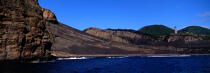 Falaise de l'île Faial aux Açores. © Philip Plisson / Plisson La Trinité / AA10809 - Nos reportages photos - Les îles de Faial et Pico aux Açores