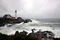 Le phare de Portland dans le Maine. © Philip Plisson / Plisson La Trinité / AA10907 - Nos reportages photos - Gros temps