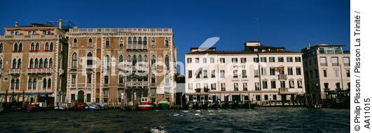 Venise. - © Philip Plisson / Plisson La Trinité / AA11015 - Nos reportages photos - Fenêtre