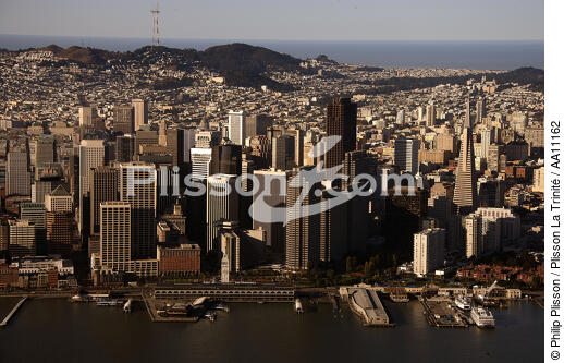 San Francisco. - © Philip Plisson / Plisson La Trinité / AA11162 - Nos reportages photos - Immeuble