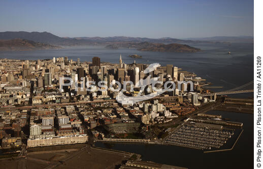 San Francisco. - © Philip Plisson / Plisson La Trinité / AA11269 - Nos reportages photos - Gratte-ciel