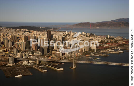 San Francisco. - © Philip Plisson / Plisson La Trinité / AA11270 - Nos reportages photos - Pont suspendu