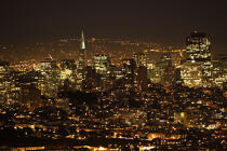San Francisco, la nuit. © Philip Plisson / Plisson La Trinité / AA11292 - Nos reportages photos - Gratte-ciel