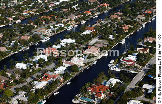 Maisons à Miami. - © Philip Plisson / Plisson La Trinité / AA11400 - Nos reportages photos - Monocoque de plaisance/croisière