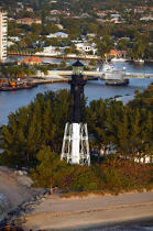 Lighthouse on Miami coast. © Philip Plisson / Plisson La Trinité / AA11422 - Photo Galleries - American Lighthouses